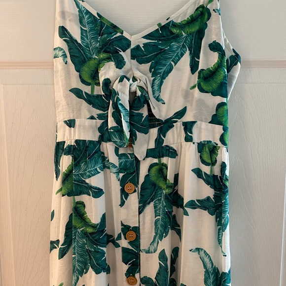 Hawaiian Dress - Picture 2 of 5